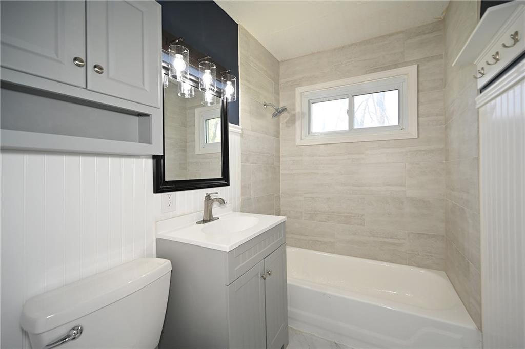 5142 N Corrington Avenue