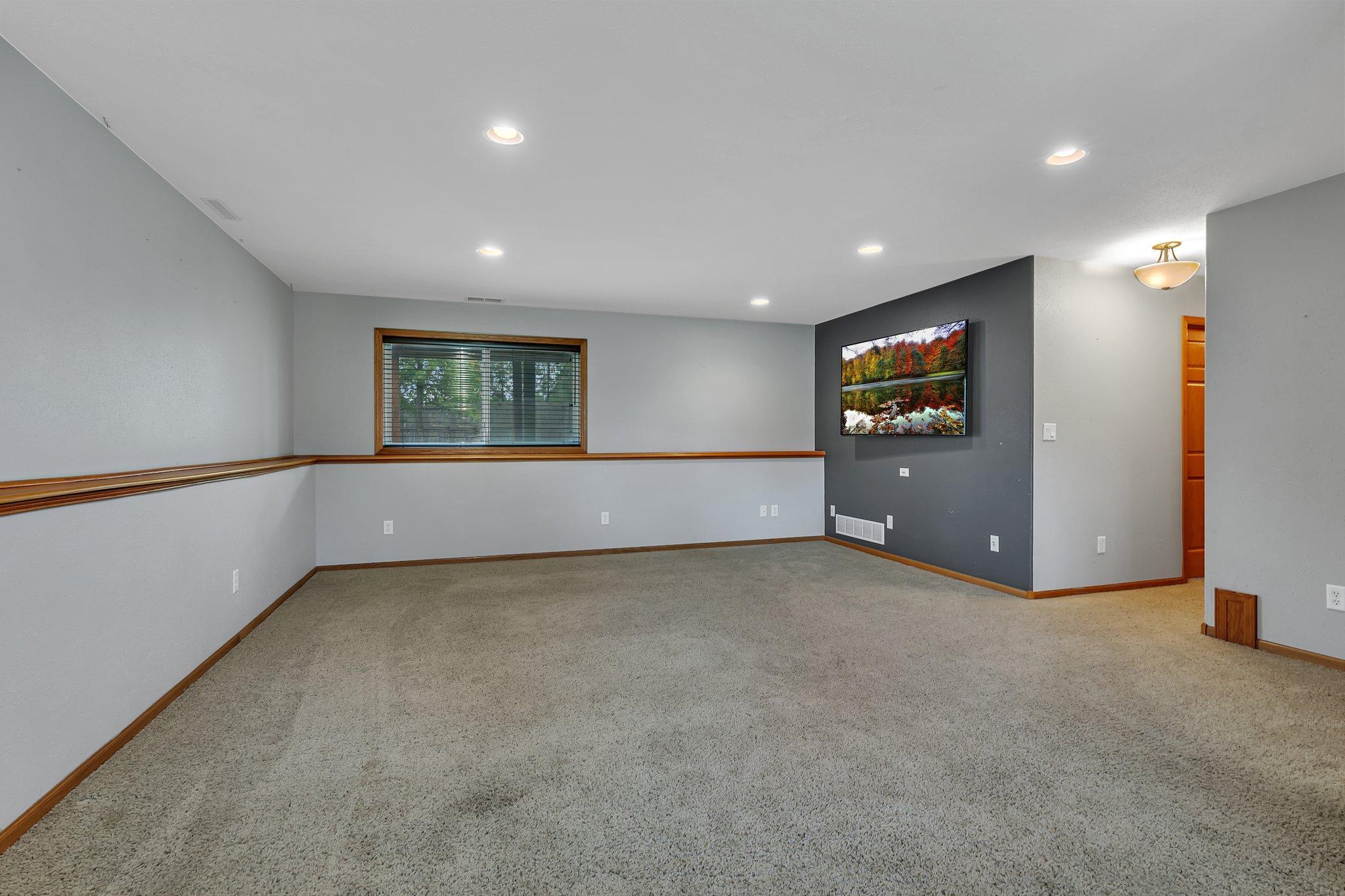 5314 16th Street N