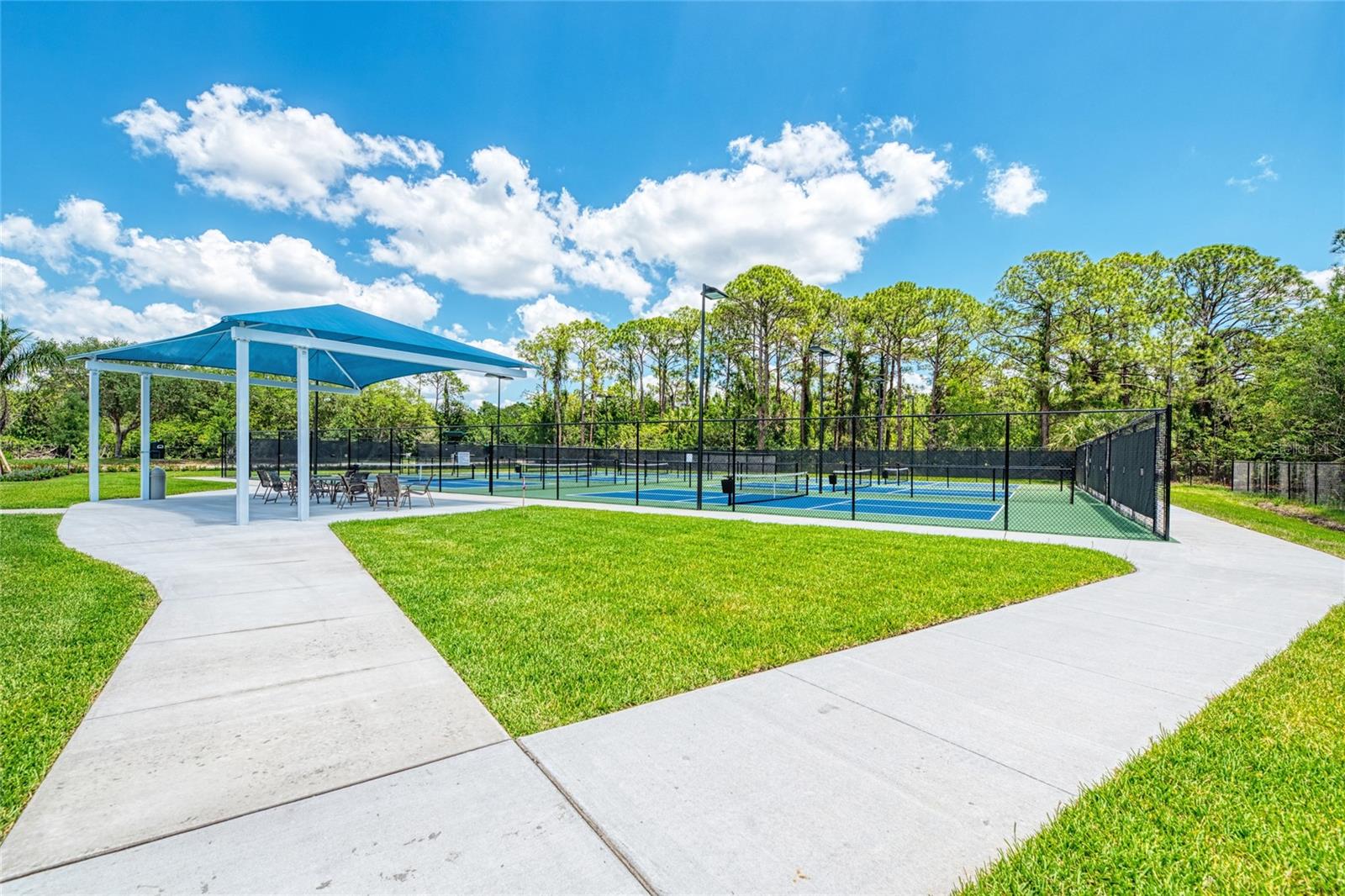 2844 Myakka Creek Court