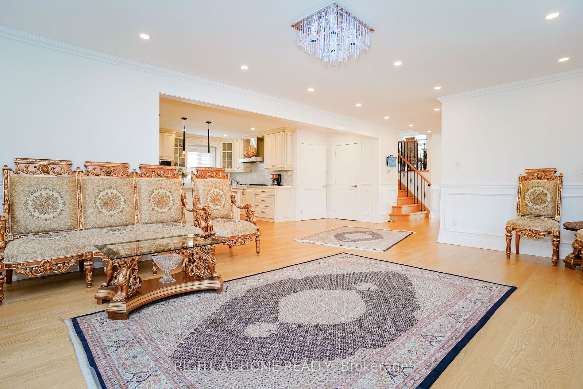 73 Dunbarton Crt
