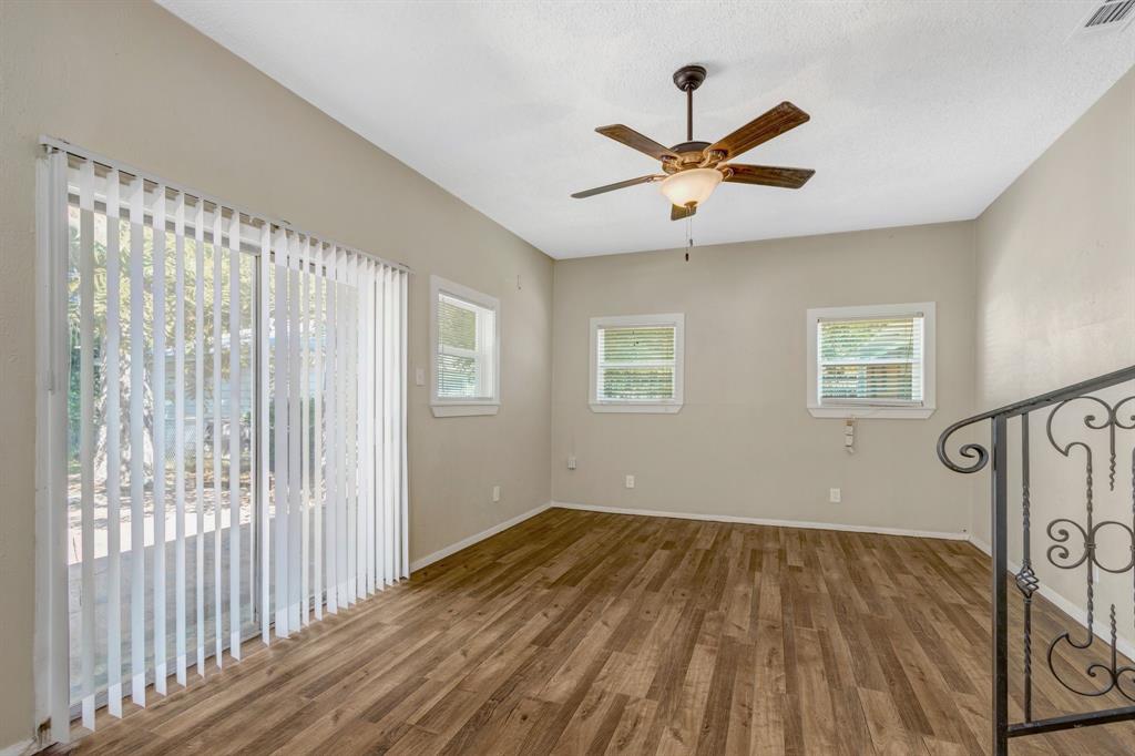 3119 Bertrand Avenue