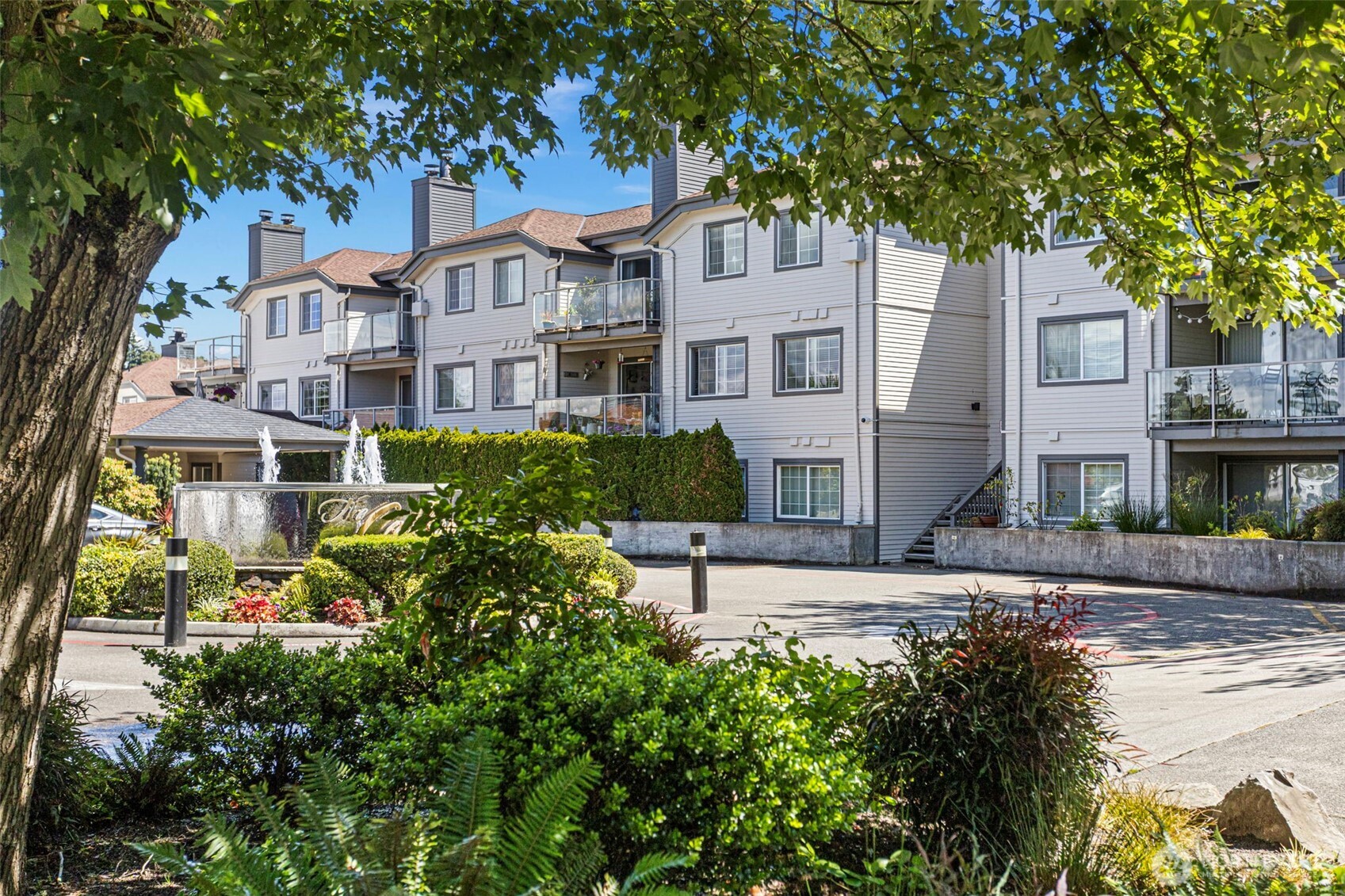 2760 76th Avenue SE 407