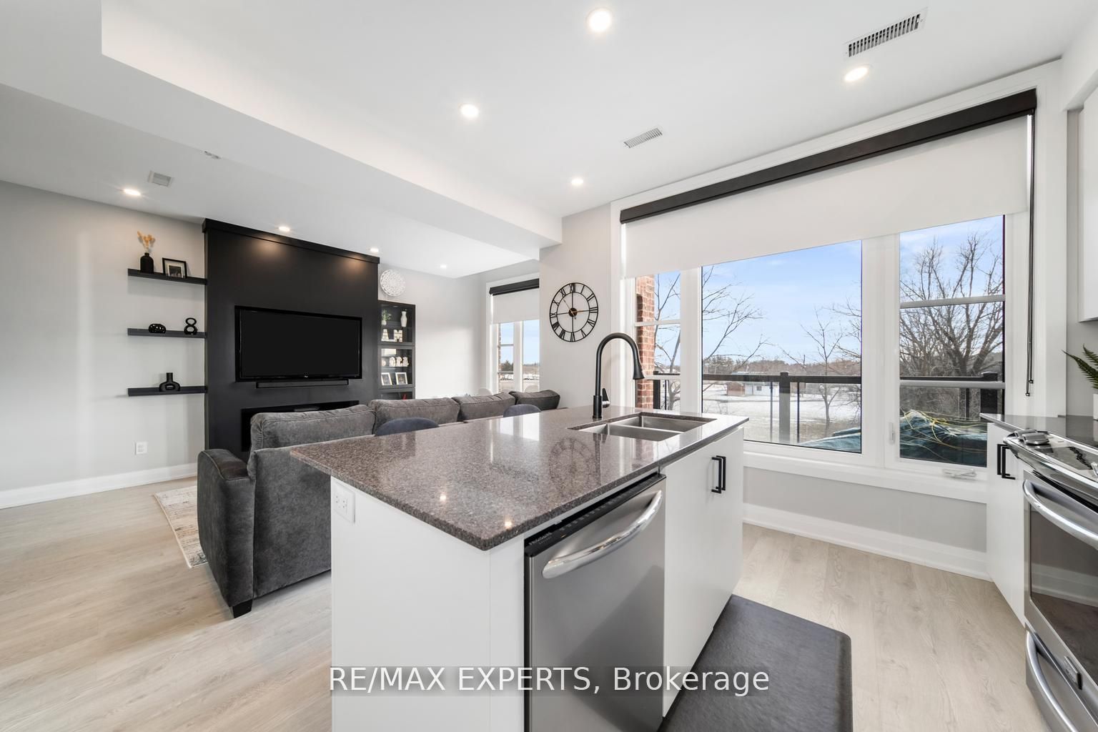 8167 Kipling Ave 40
