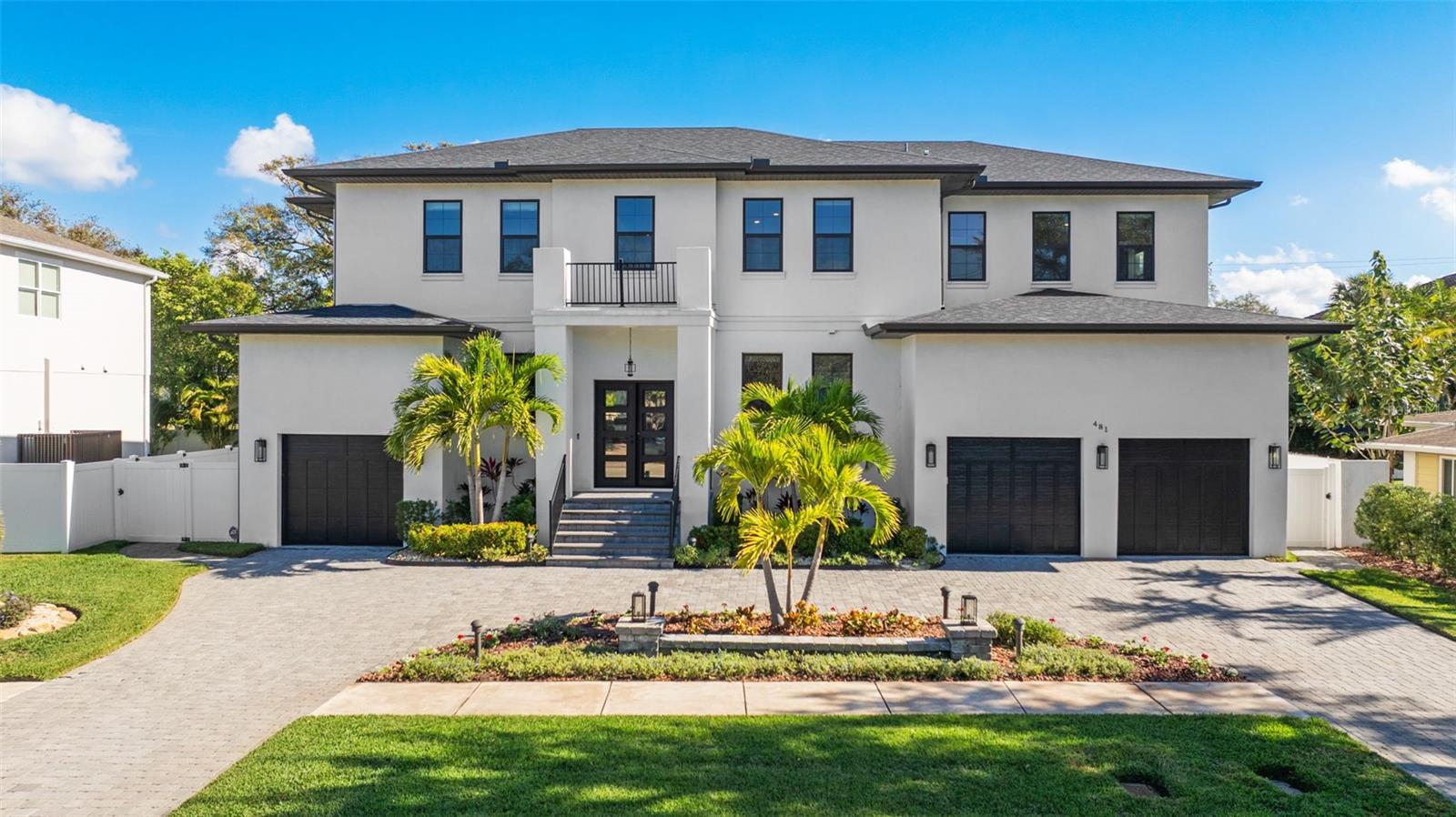 481 W Davis Boulevard
