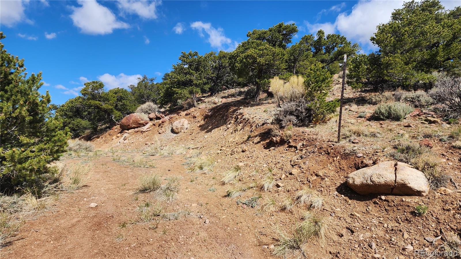 5040 & 5041 Mamouche Road