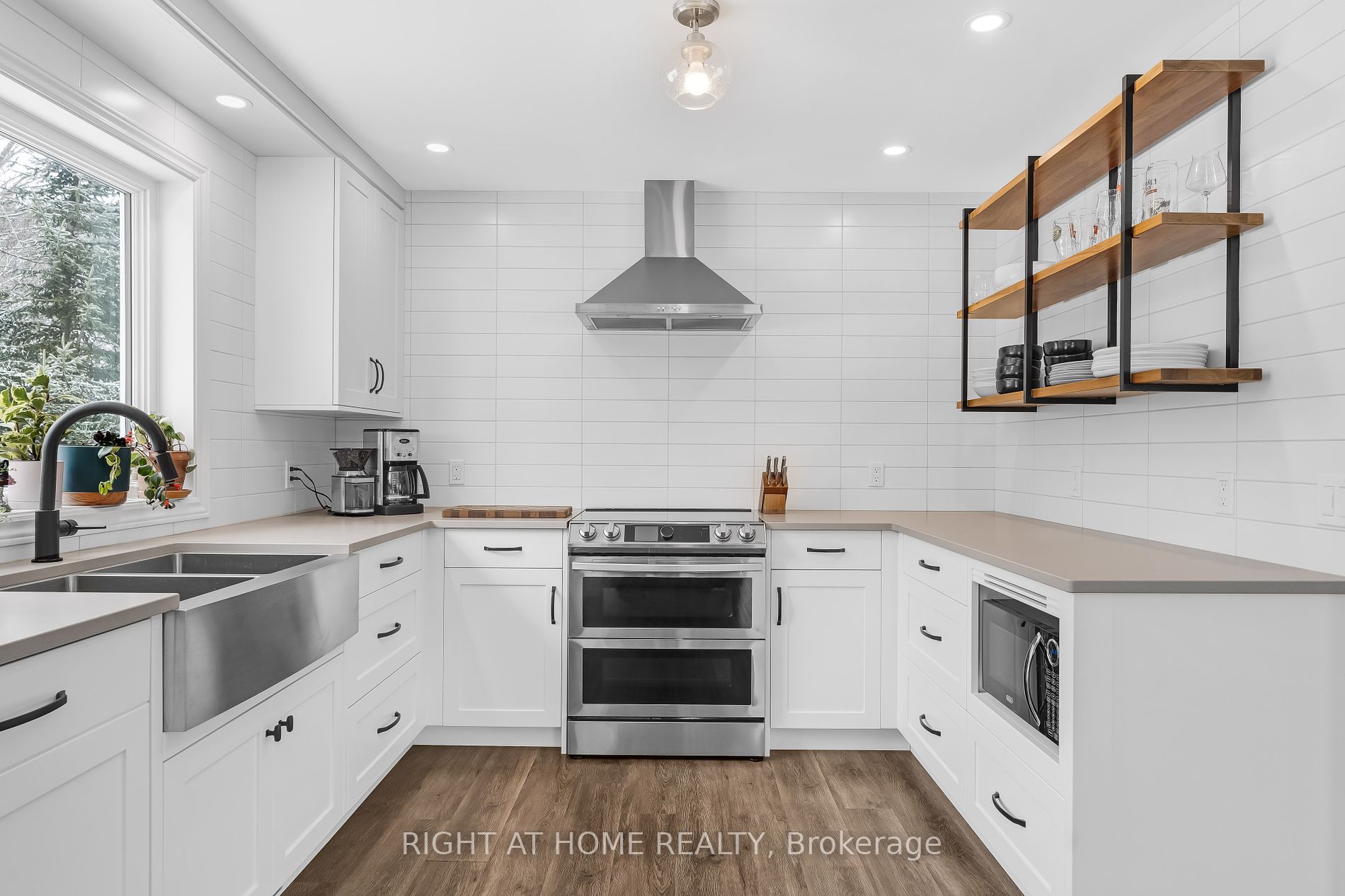 2874 S Dixon Factory Rd