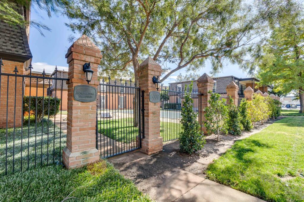 Beautifully updated condo in the desirable Normandie Condominiums near NW 63rd & May Ave. This move-in-ready unit features new flooring, fresh interior paint, an updated kitchen with new appliances--including washer, dryer, fridge, microwave, cooktop and oven. Upgraded electrical throughout. Spacious layout with excellent natural light. Community amenities include two swimming pools and well-maintained common areas. Conveniently located near shopping, dining, and major OKC corridors. Perfect for low-maintenance living.