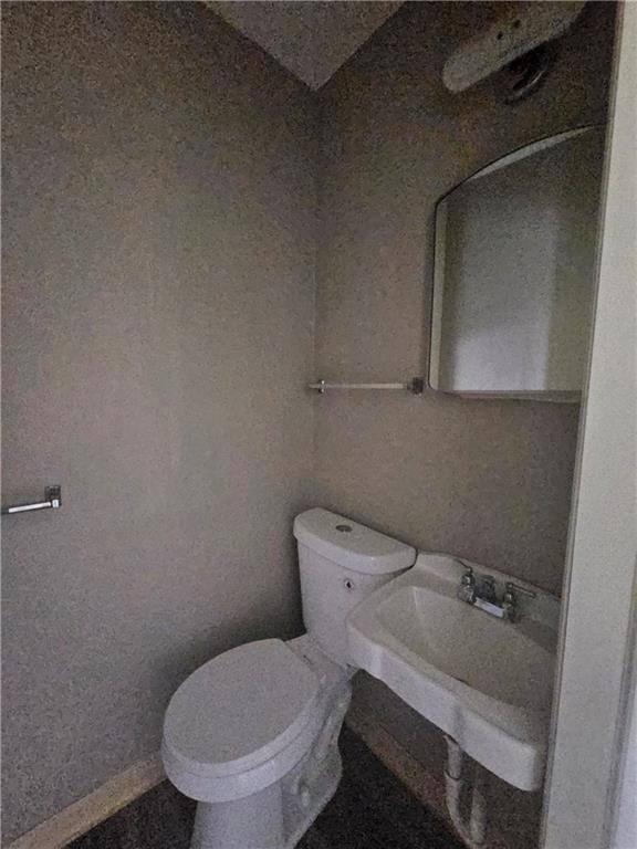 800 - 802 E 75th Terrace