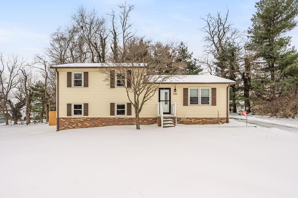 Welcome to this well-maintained 4-bedroom, 1.5-bath home located in the heart of Wytheville and tucked away at the end of a quiet cul-de-sac. This home offers a comfortable layout with updated kitchen and bathrooms, hardwood floors throughout the main living areas, and tile flooring in the kitchen and baths, giving the home a clean, modern feel. Outside, you'll find a large outbuilding for storage or hobbies, a newly installed privacy fence, and a walk-out deck that's perfect for entertaining or enjoying the outdoors. The primary bedroom also features its own private deck, providing a quiet retreat at the end of the day. Conveniently located close to schools, shopping, and local amenities, this move-in-ready home is one you won't want to miss. Schedule your showing today!