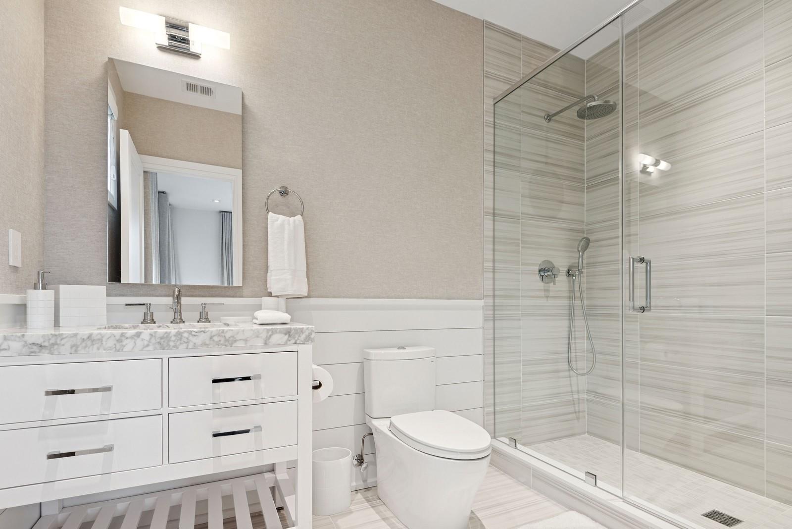 8 Magnolia Drive 2A