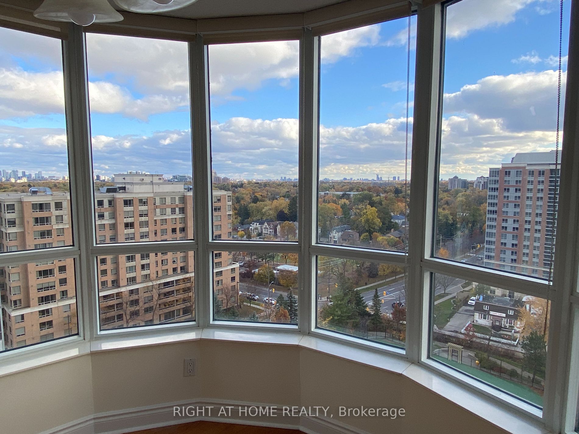 5 Northtown Way 1312