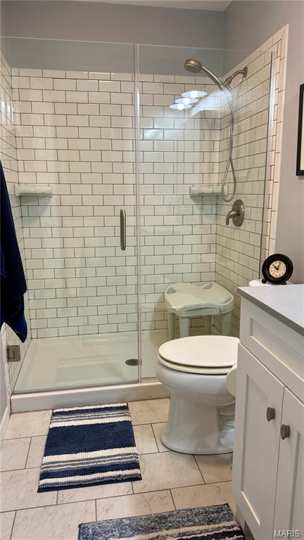 11214 W Lakeshore Drive