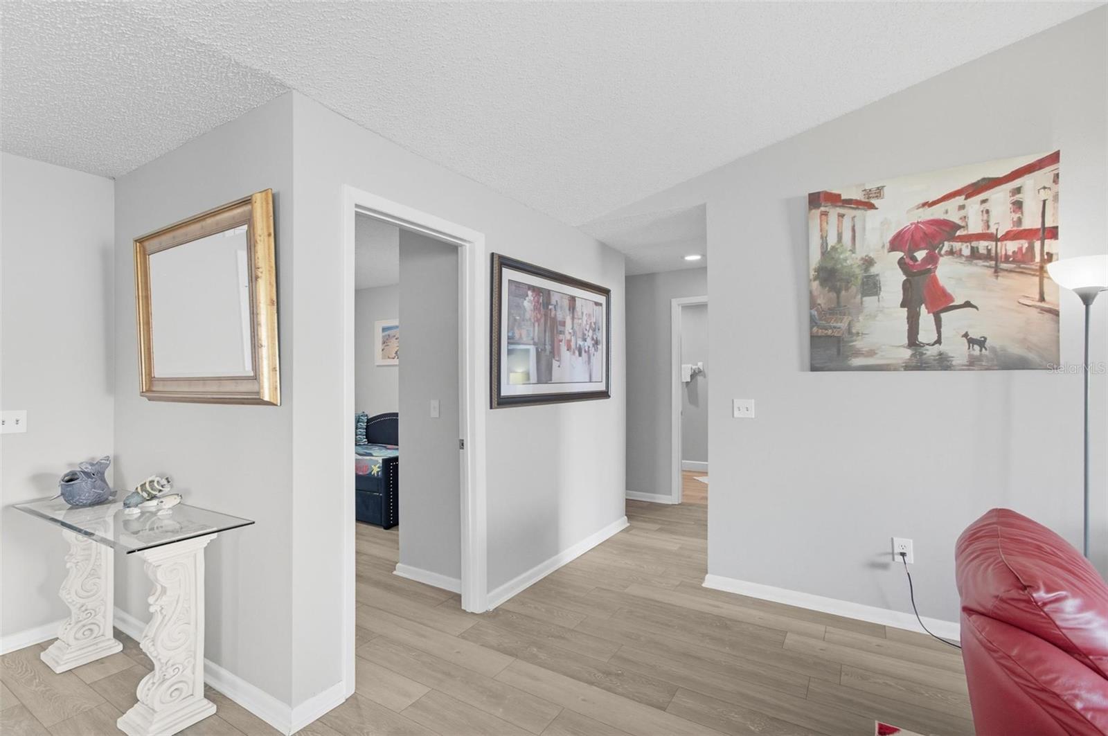 53 Cochise Court