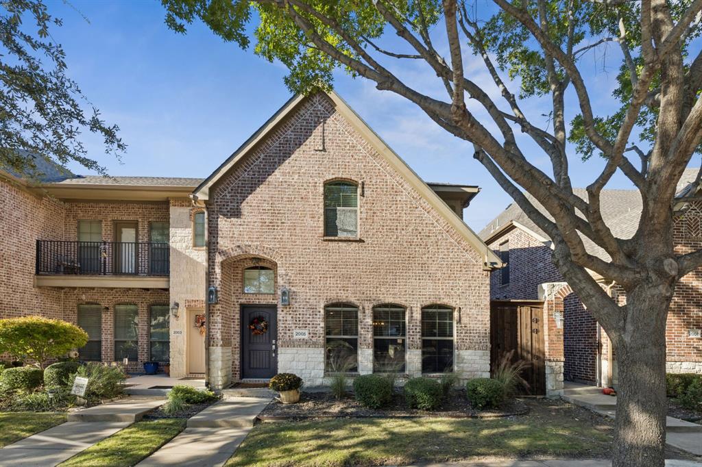 OPEN HOUSE! Saturday, November 15 from 12 to 2 PM! STUNNING townhome in highly sought-after West Allen. Enjoy the freedom of the lock and leave lifestyle while having easy access to all that Allen has to offer including the new planned development, The Hub, and more. This beautiful, well-maintained home offers an open floorplan on the first floor with the living and dining spaces flowing seamlessly to the kitchen. The living and dining spaces boast engineered hardwood and enjoy the cozy vibe of the fireplace with gas logs and wonderful natural light from sparkling windows. Upstairs find a wonderful primary suite with large bedroom that has 17 ft vaulted ceiling, incredible light from windows that overlook the courtyard below and a huge walk in closet with amazing builtins for your inner neat freak. The spacious ensuite bath has an 11 ft long countertop with dual sinks and fantastic storage. The bath also offers a garden tub and separate shower. Find a second living space upstairs that would make a great media or game room. Secondary bedroom and bath are also up. Step out to the side yard and enjoy the spacious covered back patio and green space with paving stones and easy maintenance turf. Another rare feature for a townhome is the spacious garage that allows space for two vehicles to be parked and storage. Convenient to major thoroughfares (including 121), shops and dining. Don’t miss this opportunity! INVESTMENT OPPORTUNITY-see agent