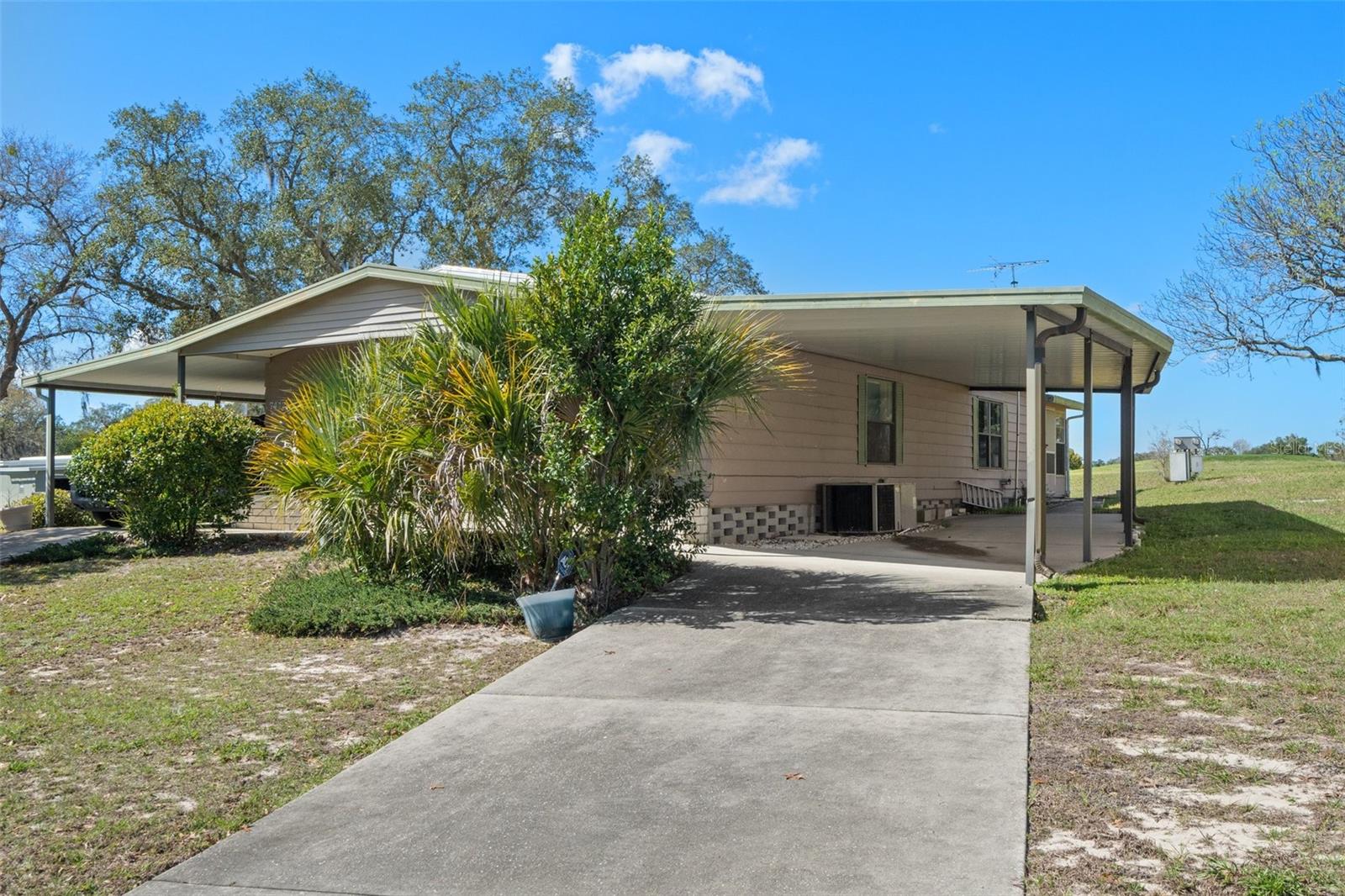 7417 Nielson Avenue, Brooksville, FL 34613