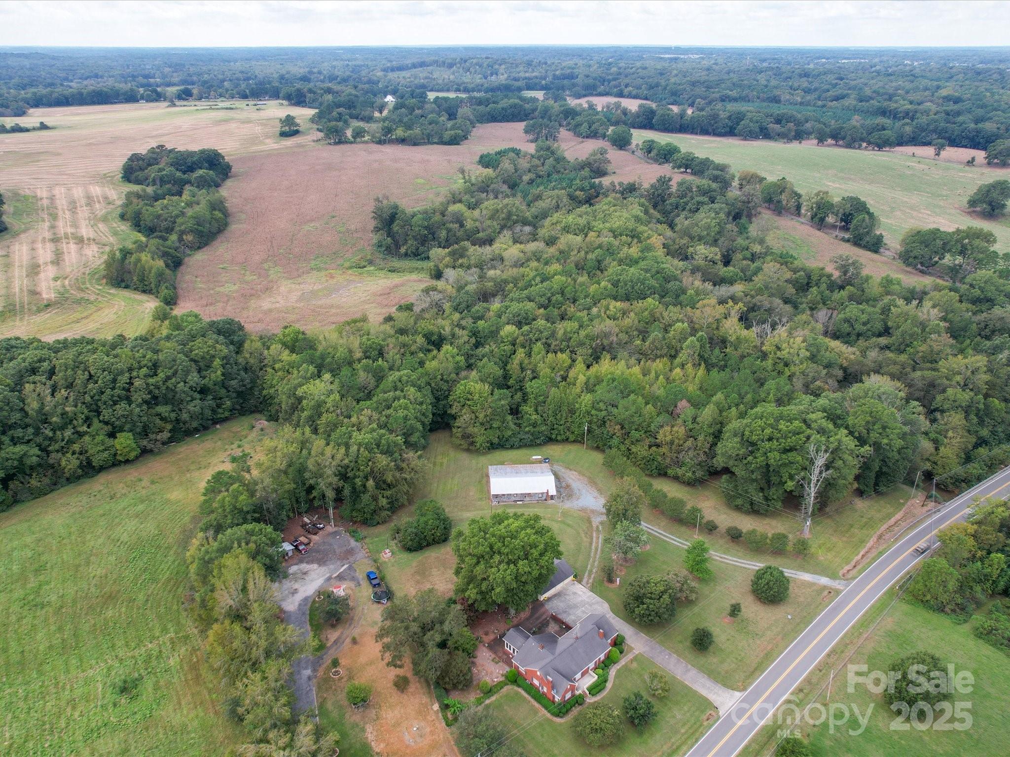 2316 Wolf Pond Road