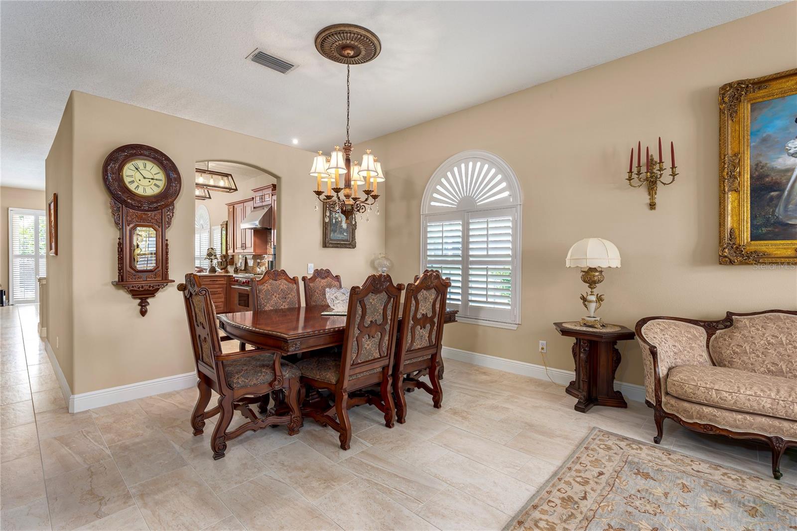 5911 Laurel Creek Trail