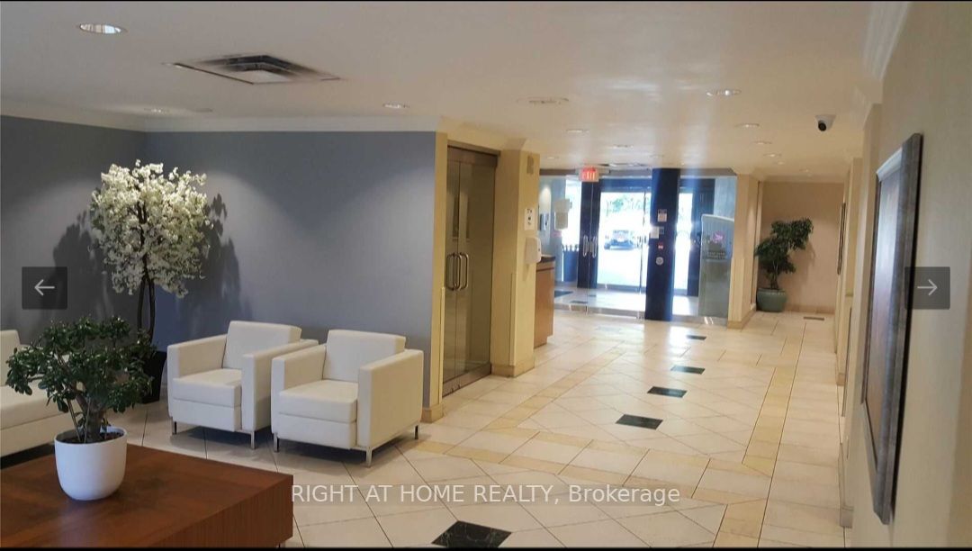 61 Richview Rd Apt#401