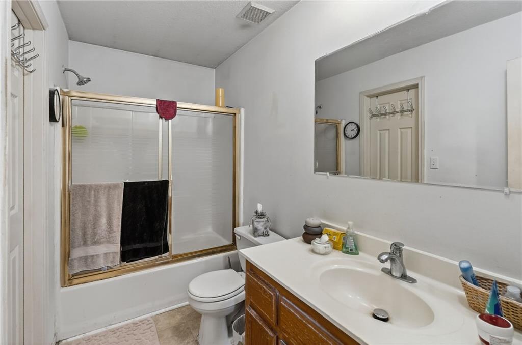 3715 N Euclid Avenue