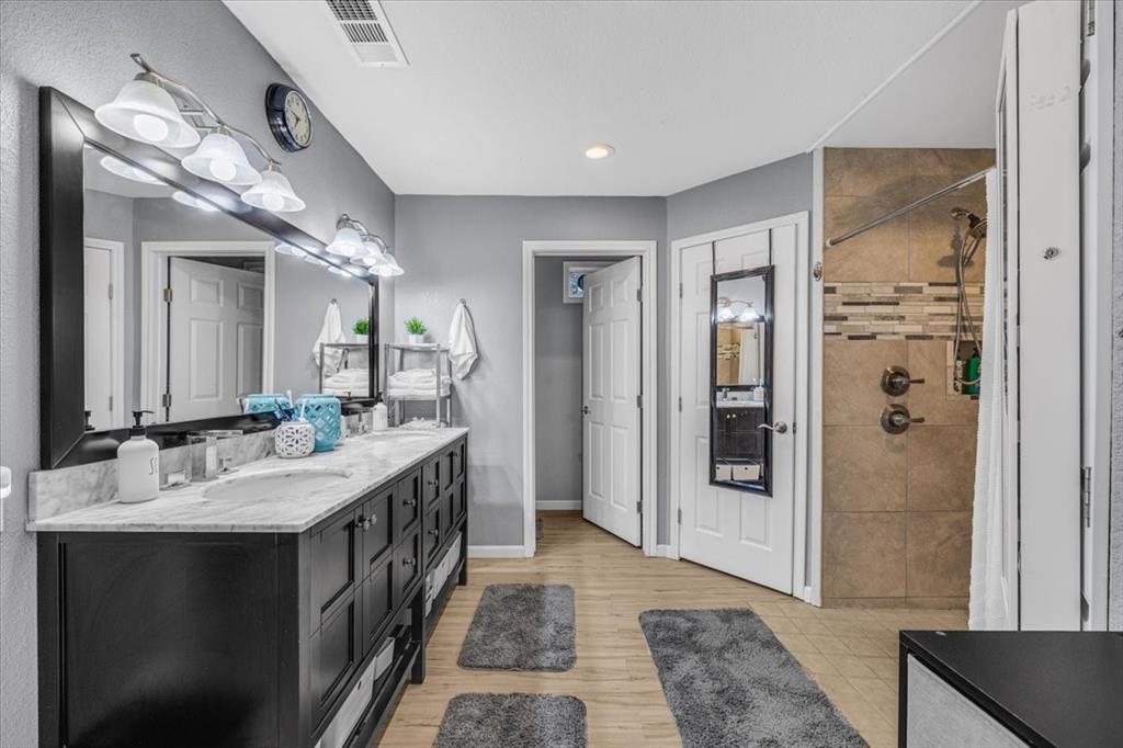 1106 Scenic Drive