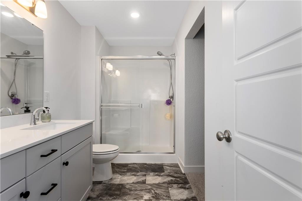 27600 E Red Fox Street