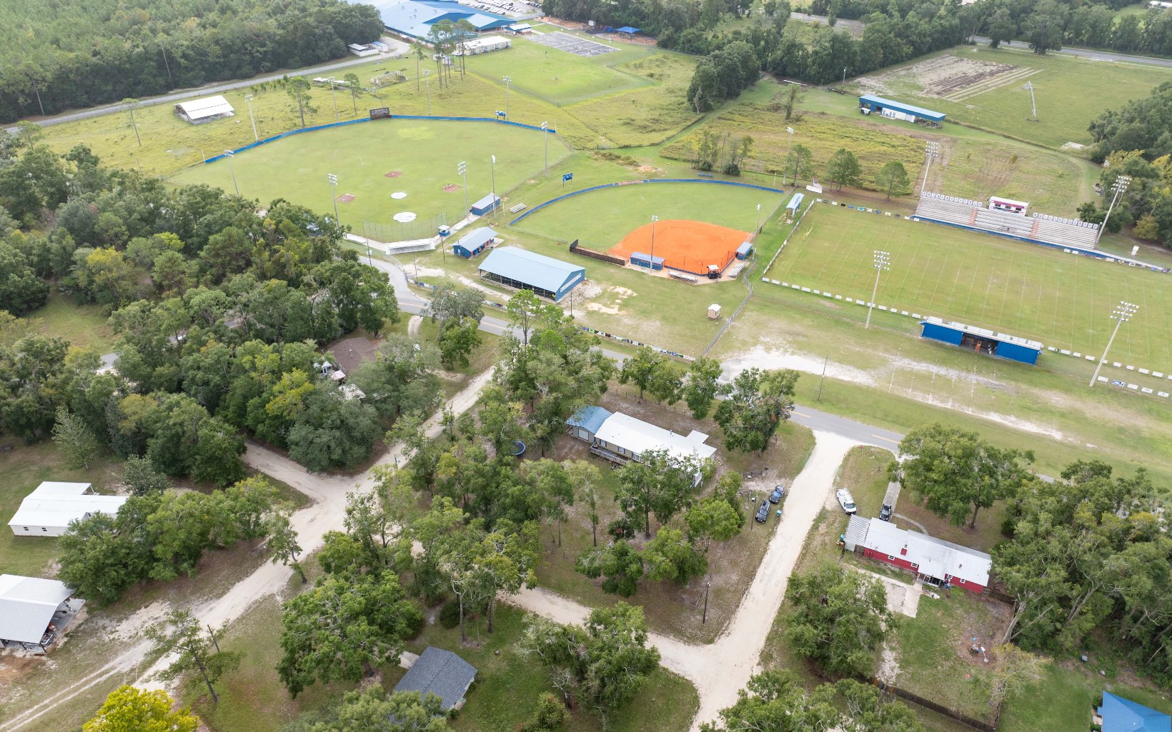 605 NE Governor Ave.