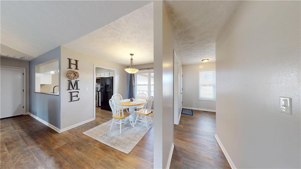 1905 Lakeview Drive