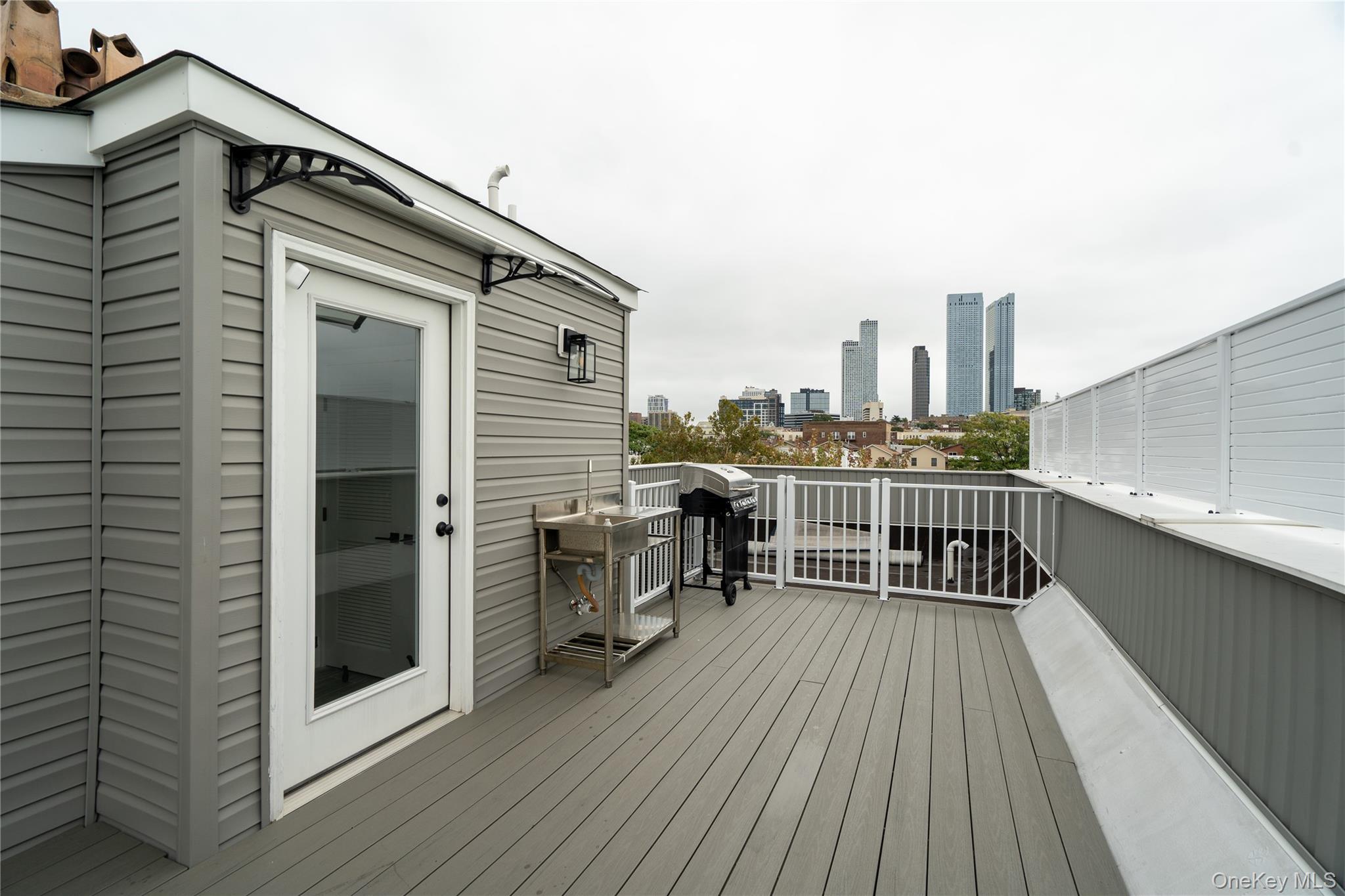 40 Wright Avenue, Jersey City