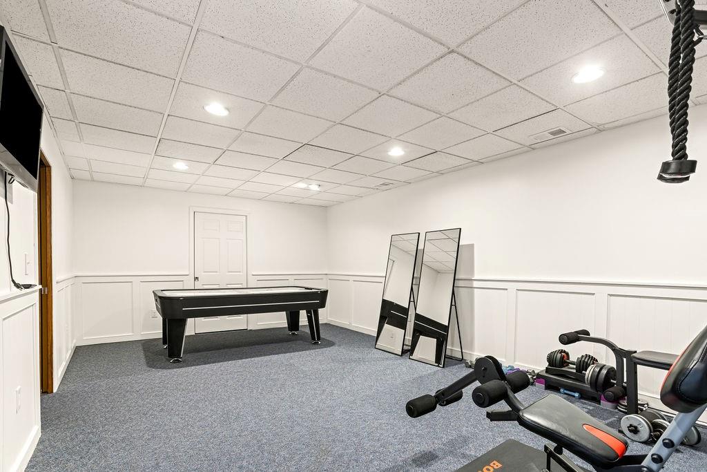 9709 N Farley Avenue