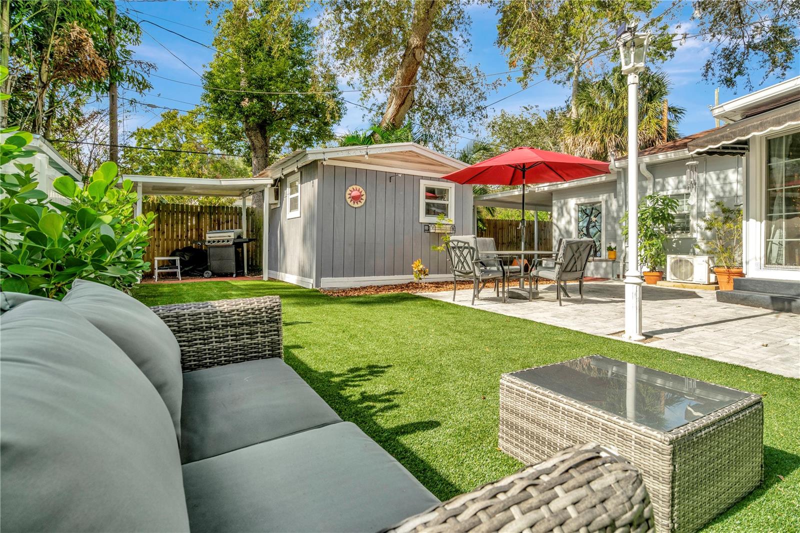 3002 W Alline Avenue