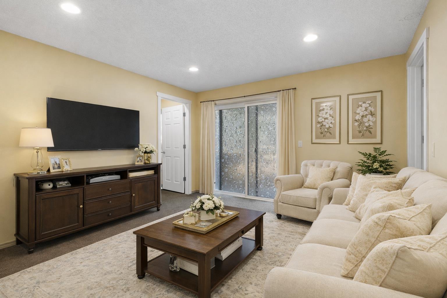 42 Panorama Hills Green NW