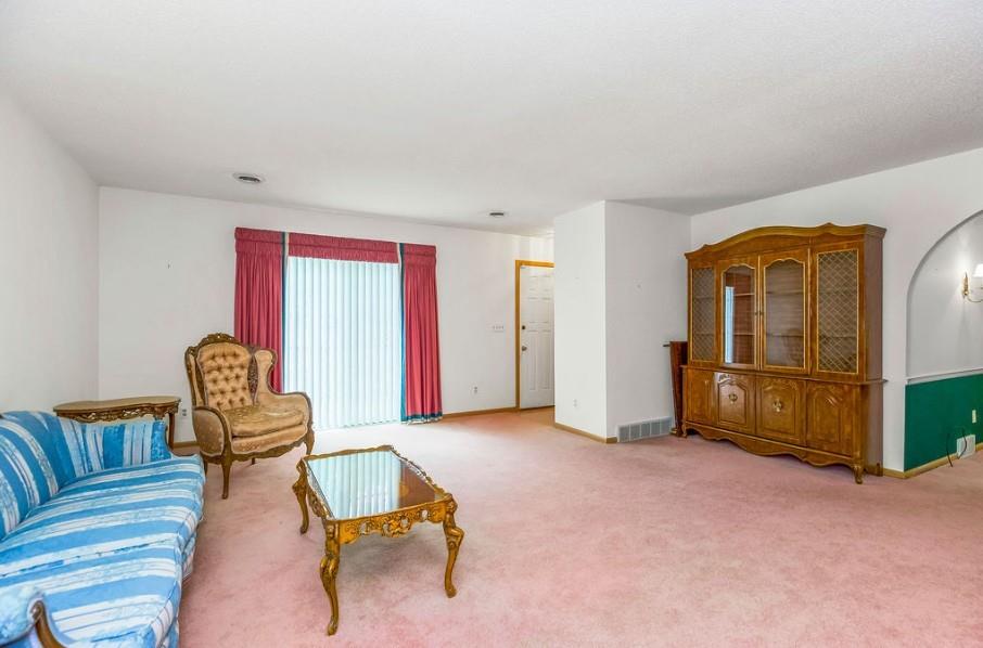 6612 NW Revere Drive