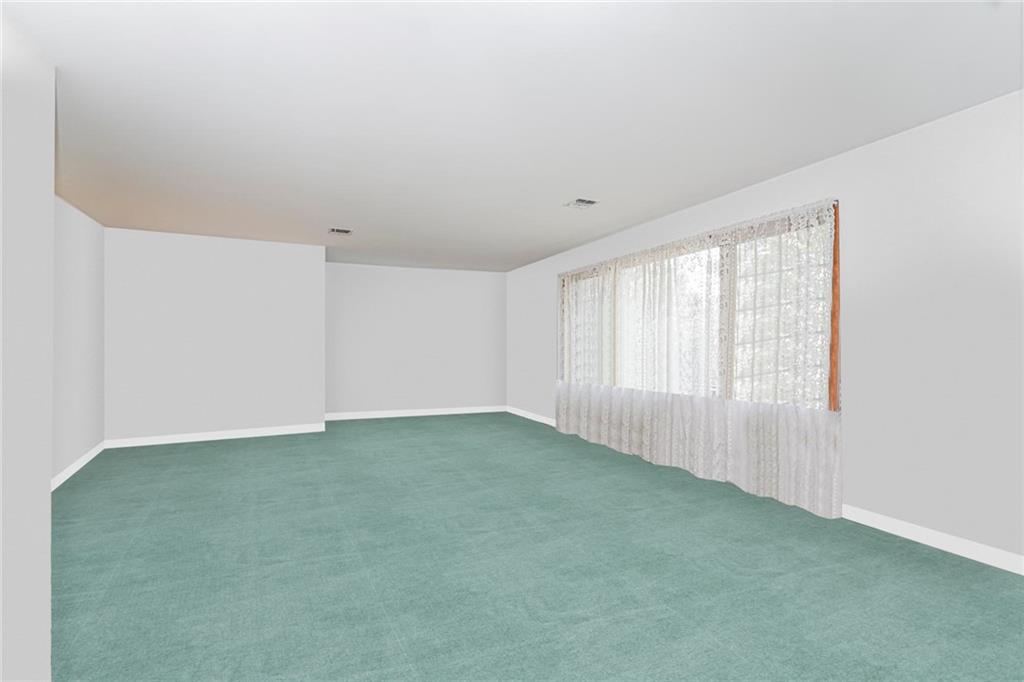 74 Longfellow Avenue