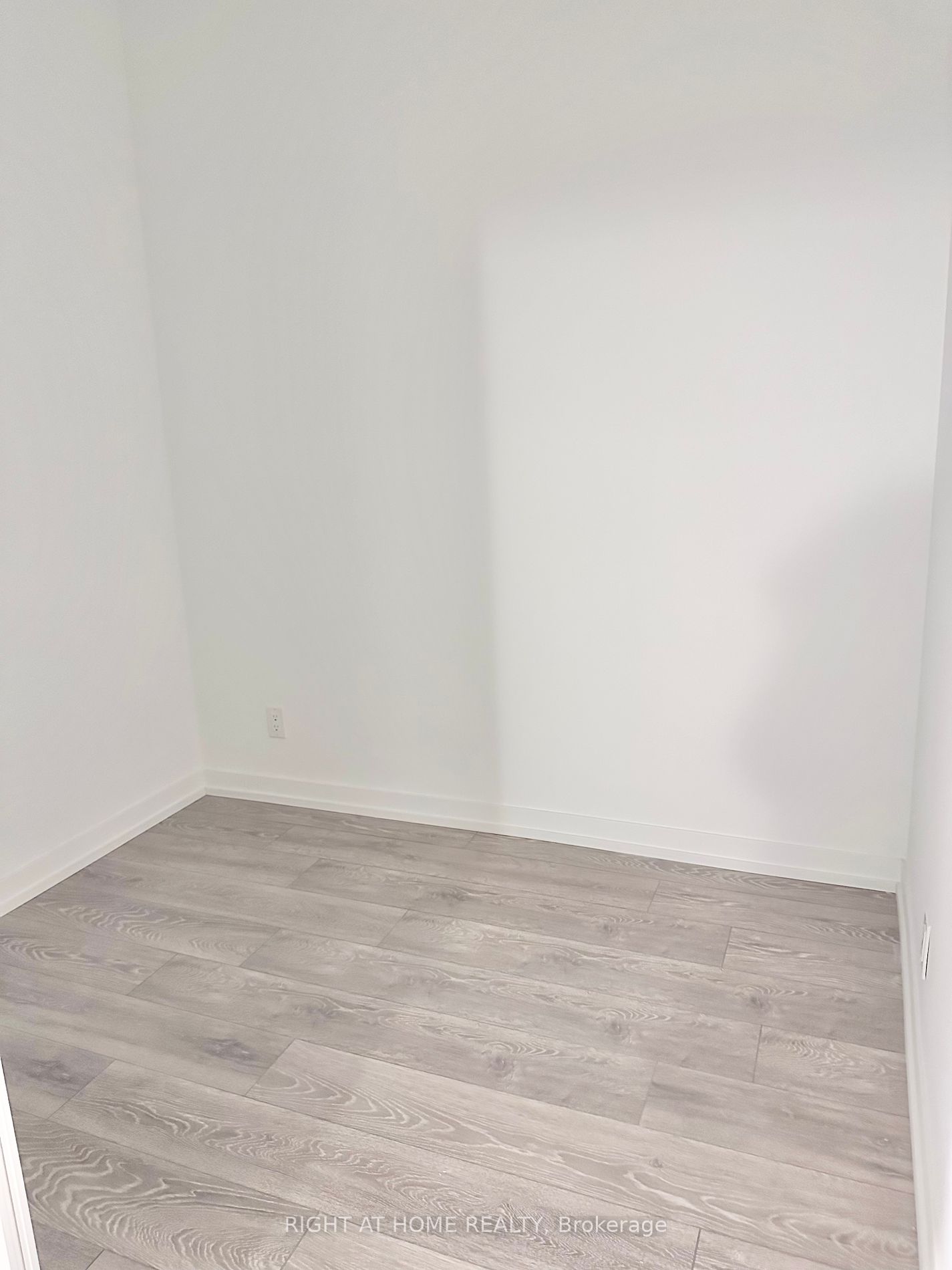2020 Bathurst St 608