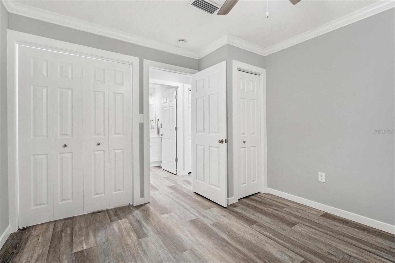 3661 Lake Bayshore Drive 507J