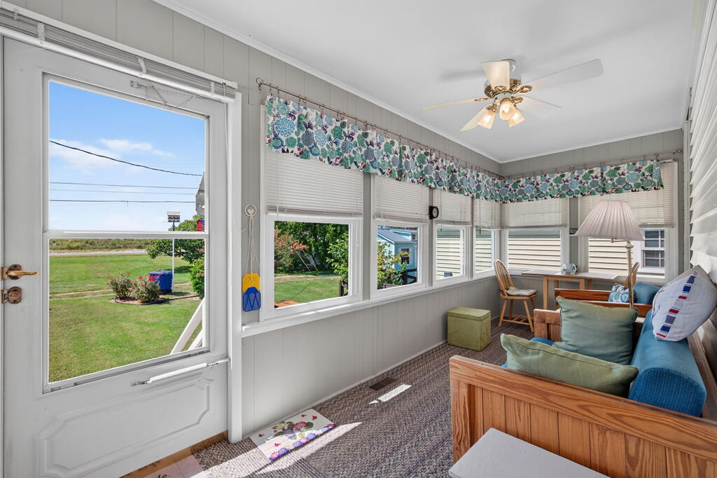 507 Harbor Ave 5