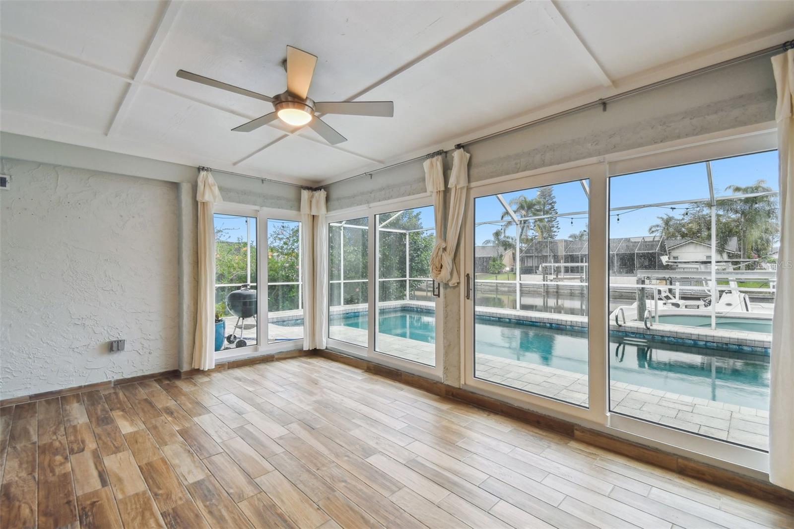 6109 Schooner Way