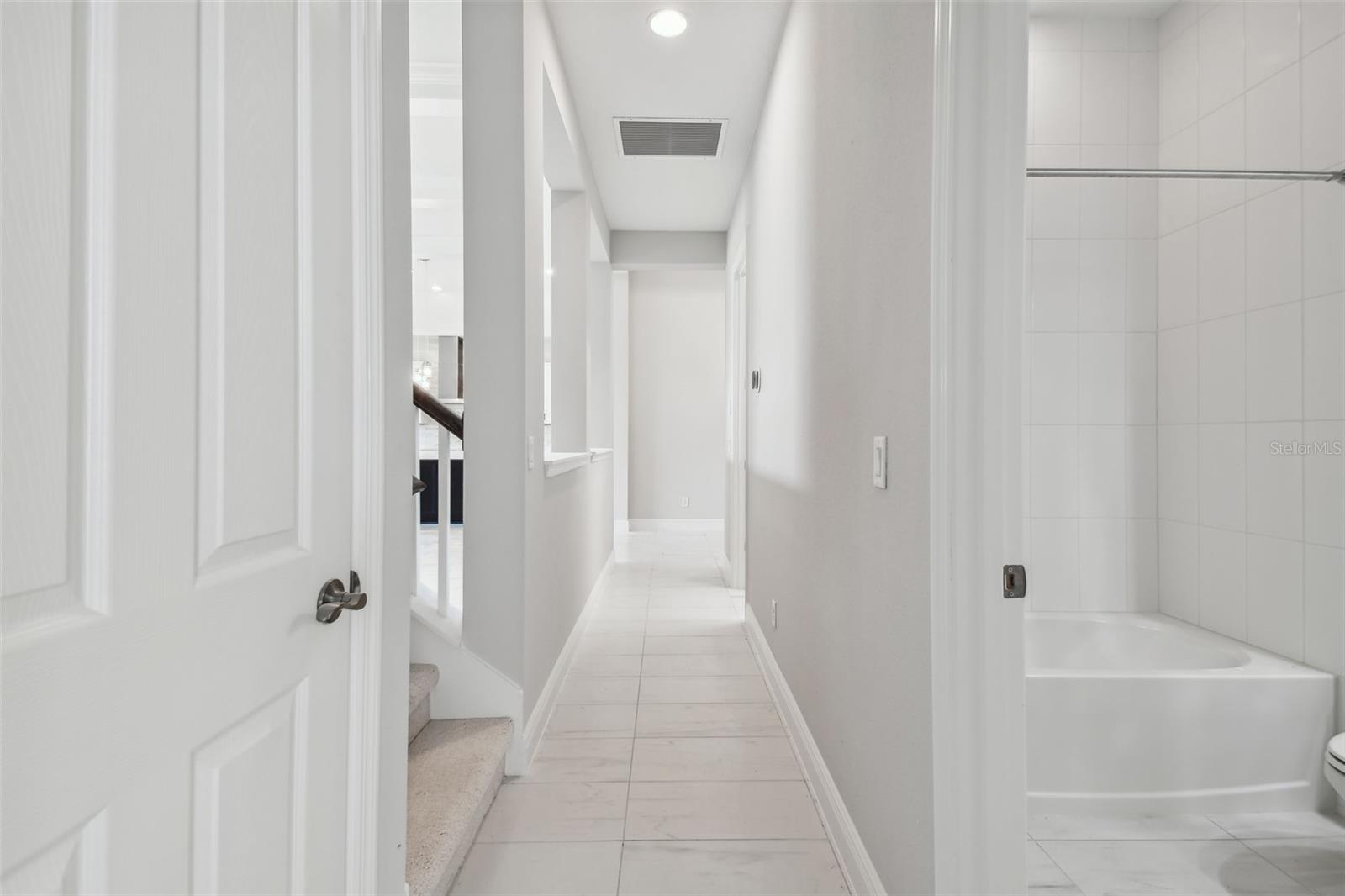 11239 Rustic Timber Loop