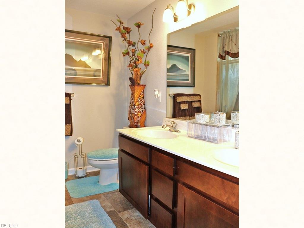 515 Waterside Drive 117
