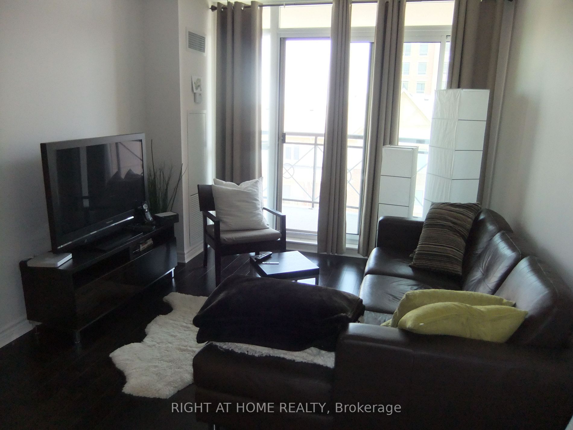 2365 Central Park Dr 404