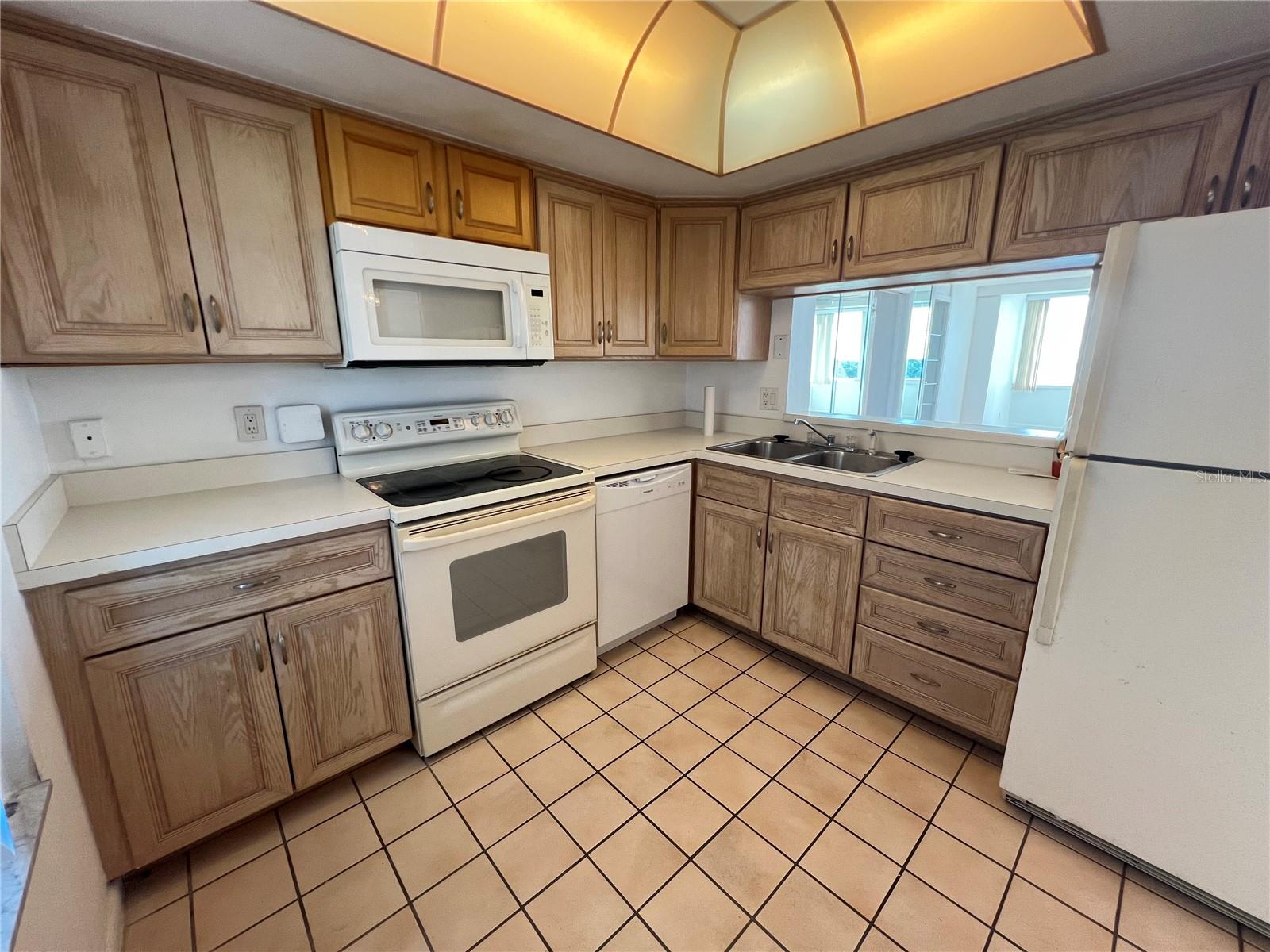 2616 Cove Cay Drive 701