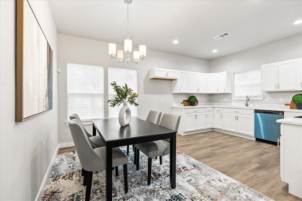 1624 E Collin Street