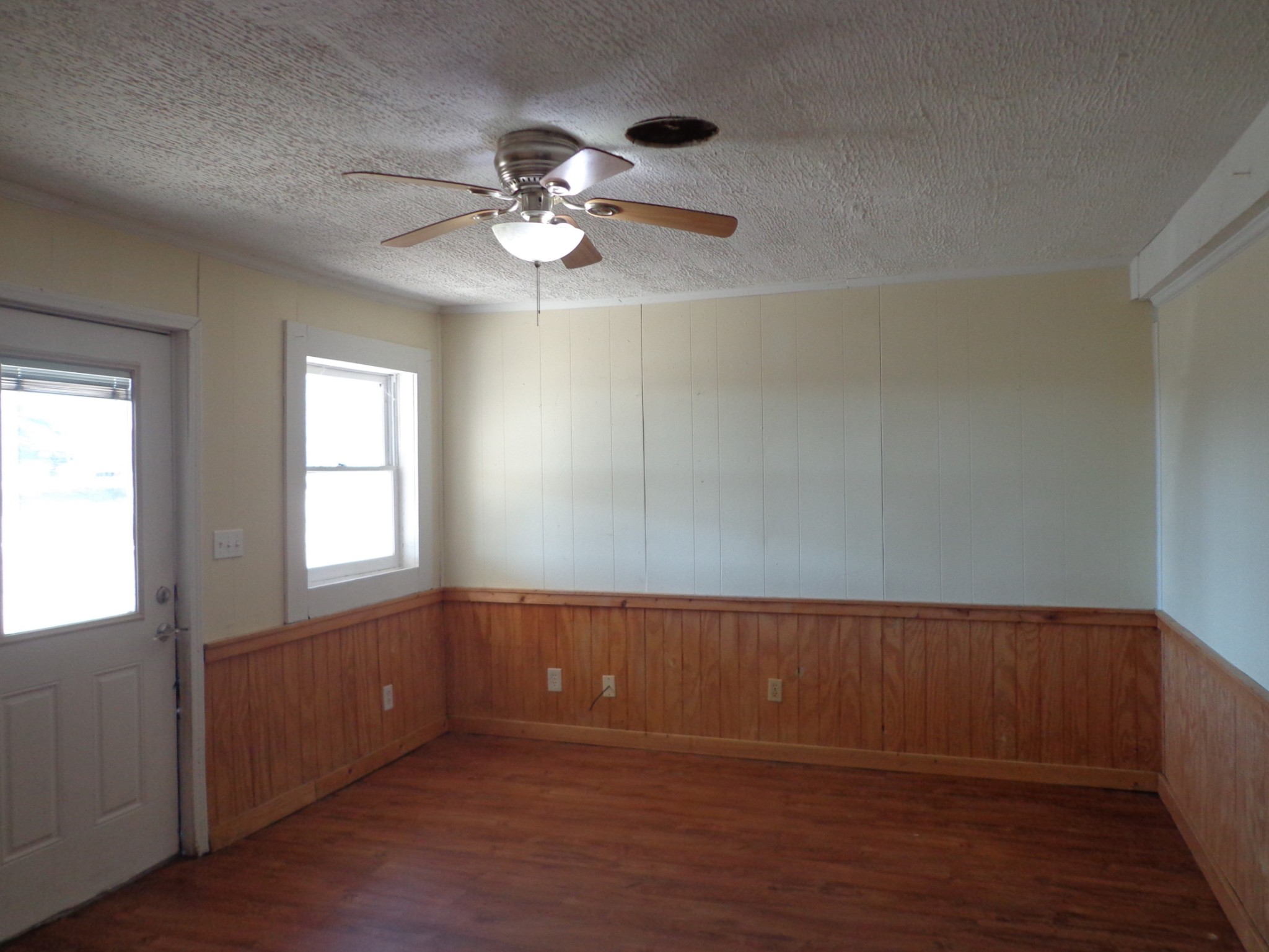 4870 Highway 70 W