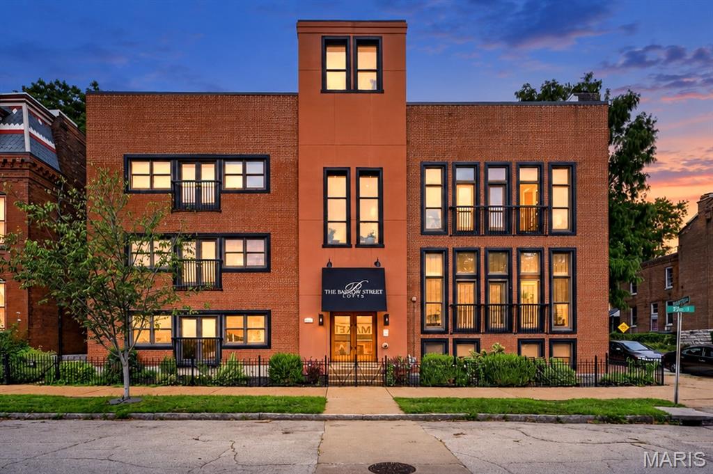 2401 S 12th Street 101
