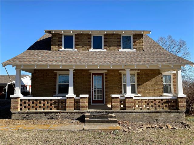 5677 S 2100 Road