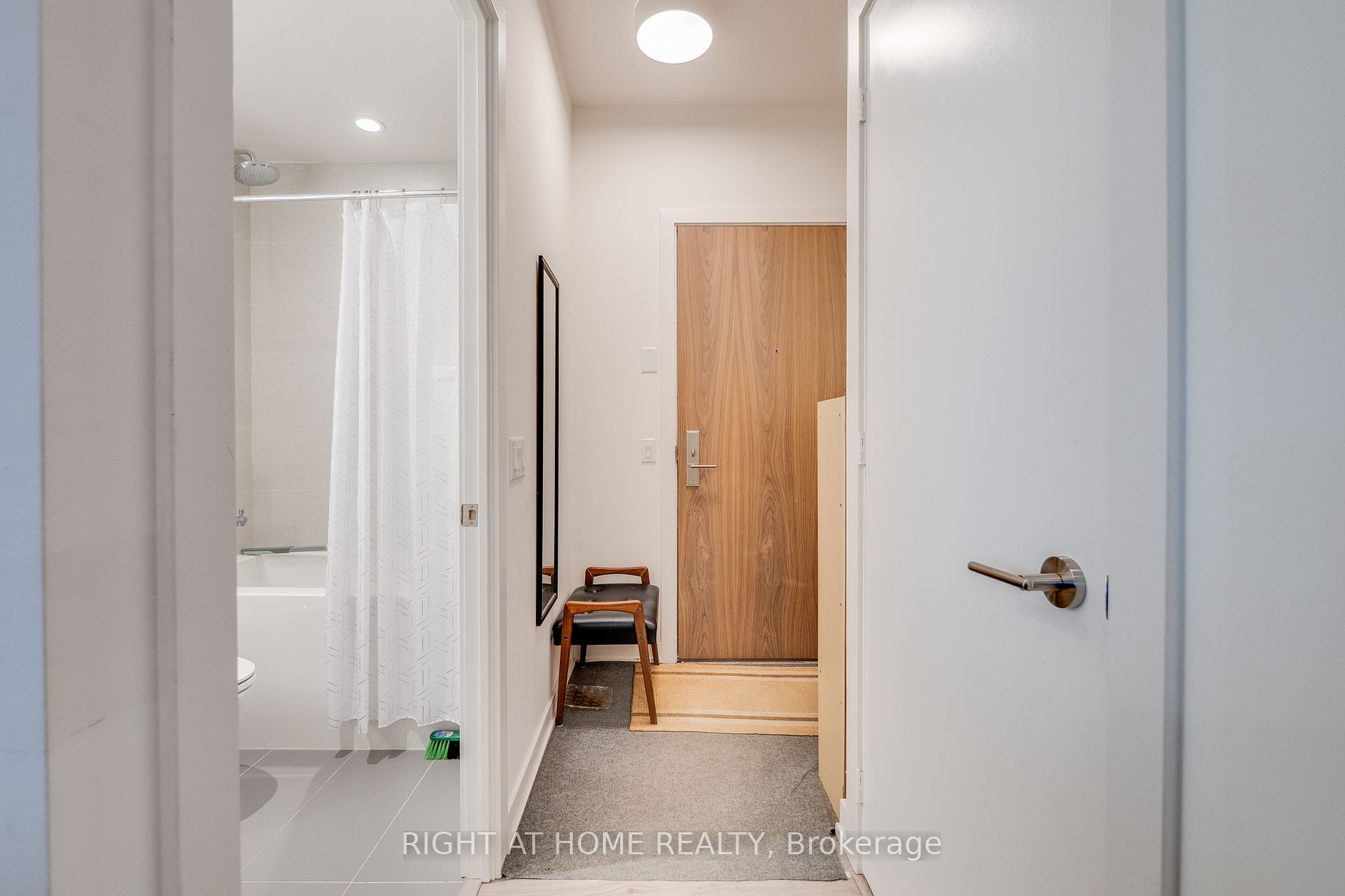 1 Grandview Ave 1209