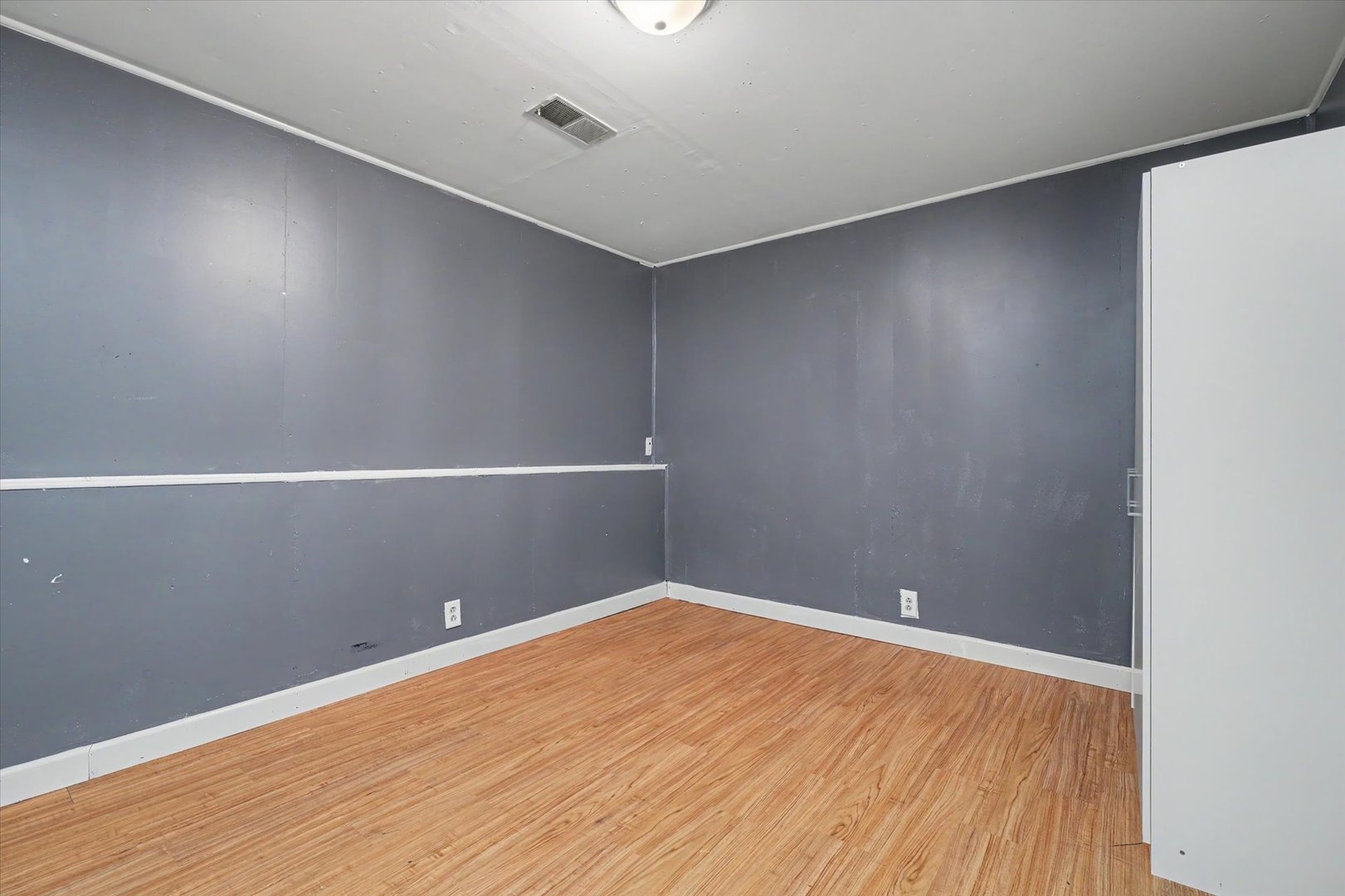 2401 Arden Drive