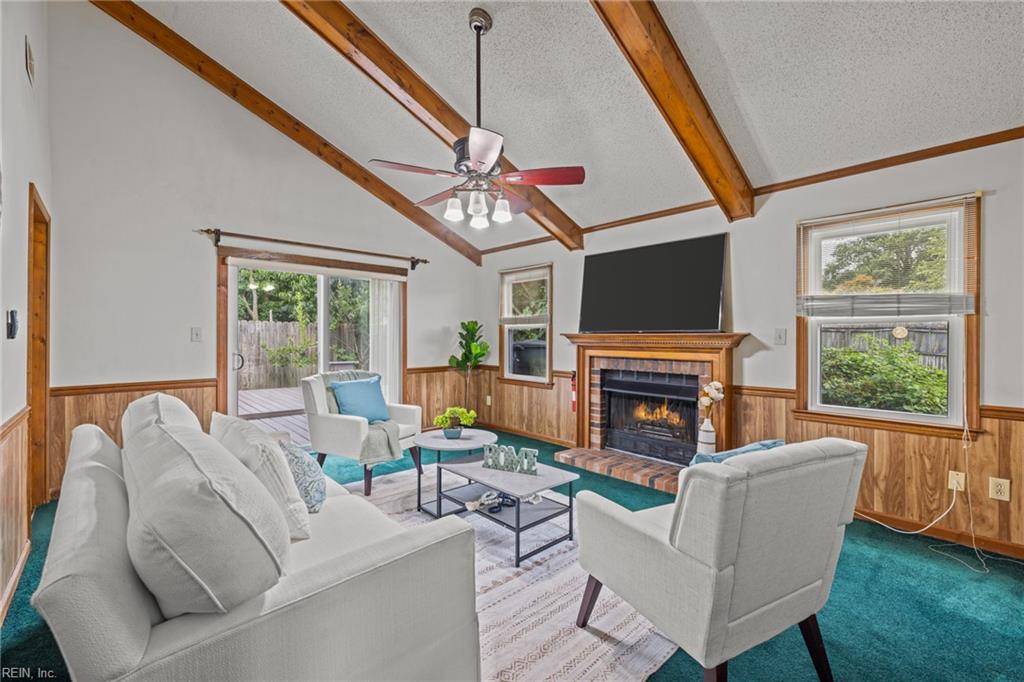 1284 Hillock Crossing, Virginia Beach, VA 