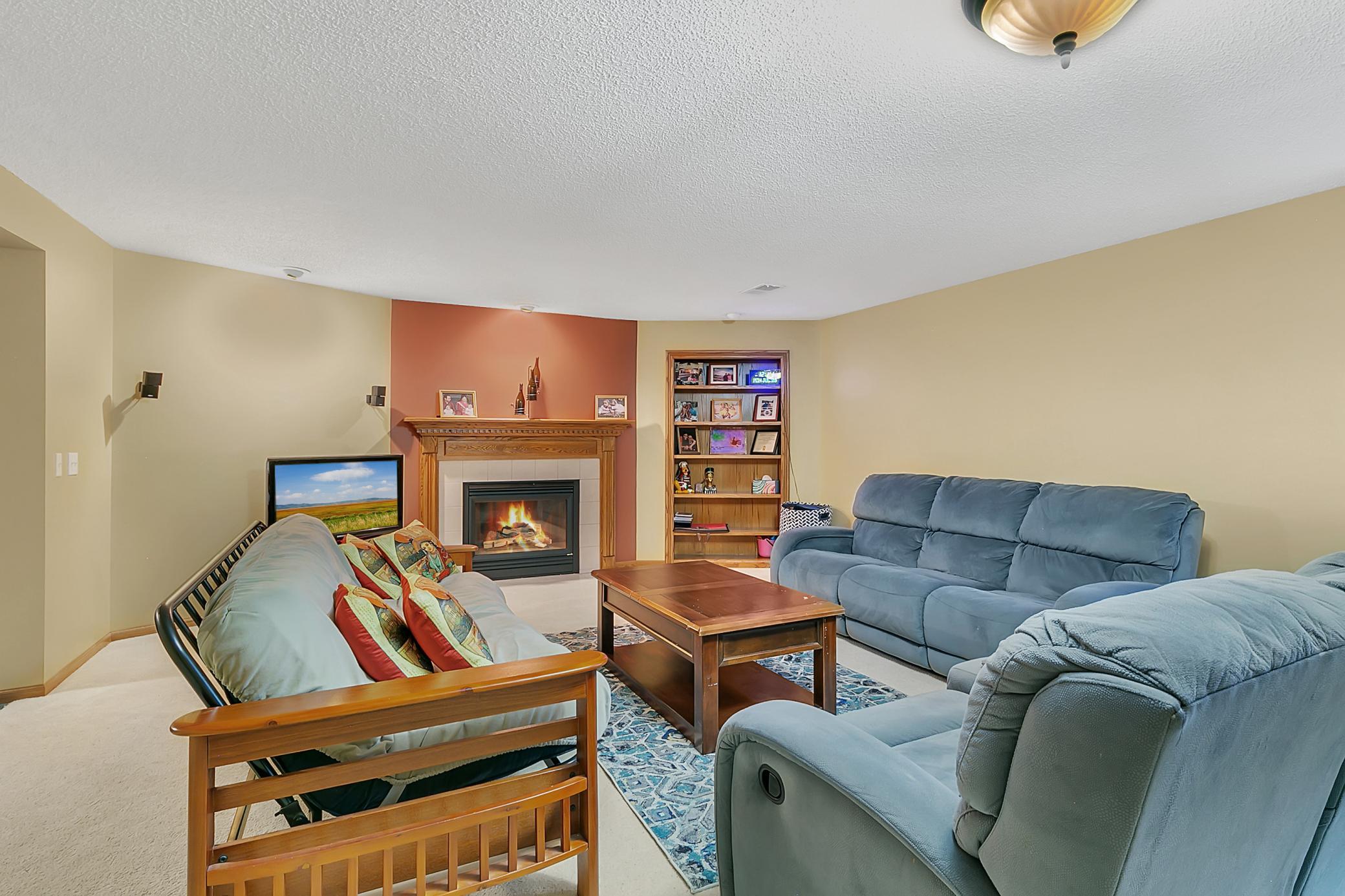 516 16th Street N