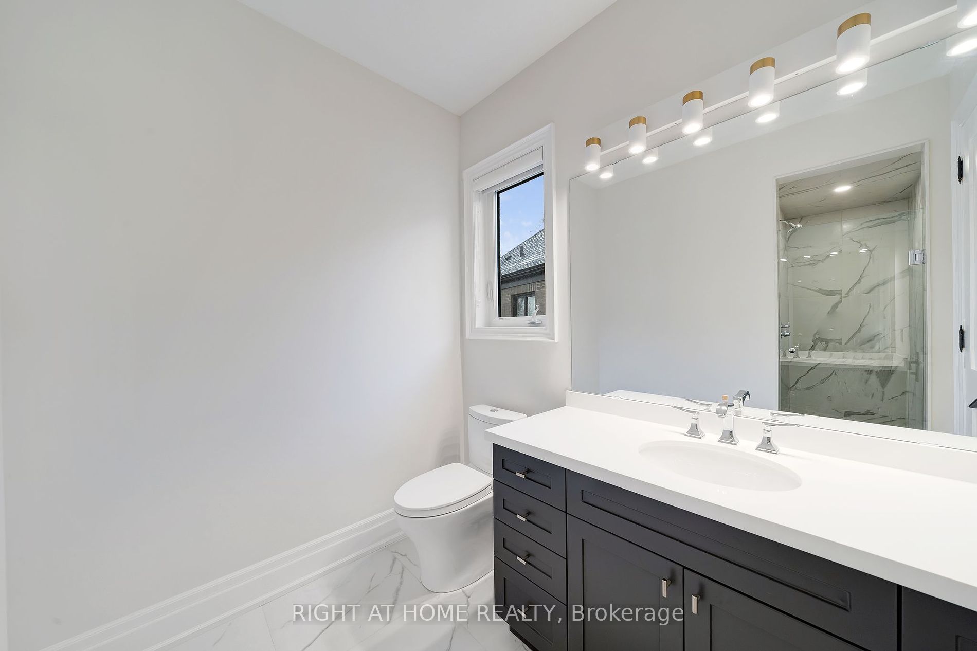 2344 Charles Cornwall Ave